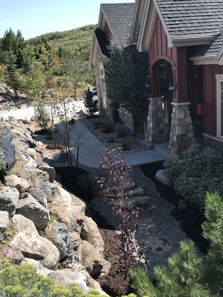 Expert garden landscaping experts serving West Valley City, UT - Waterwise Landscaping & Construction