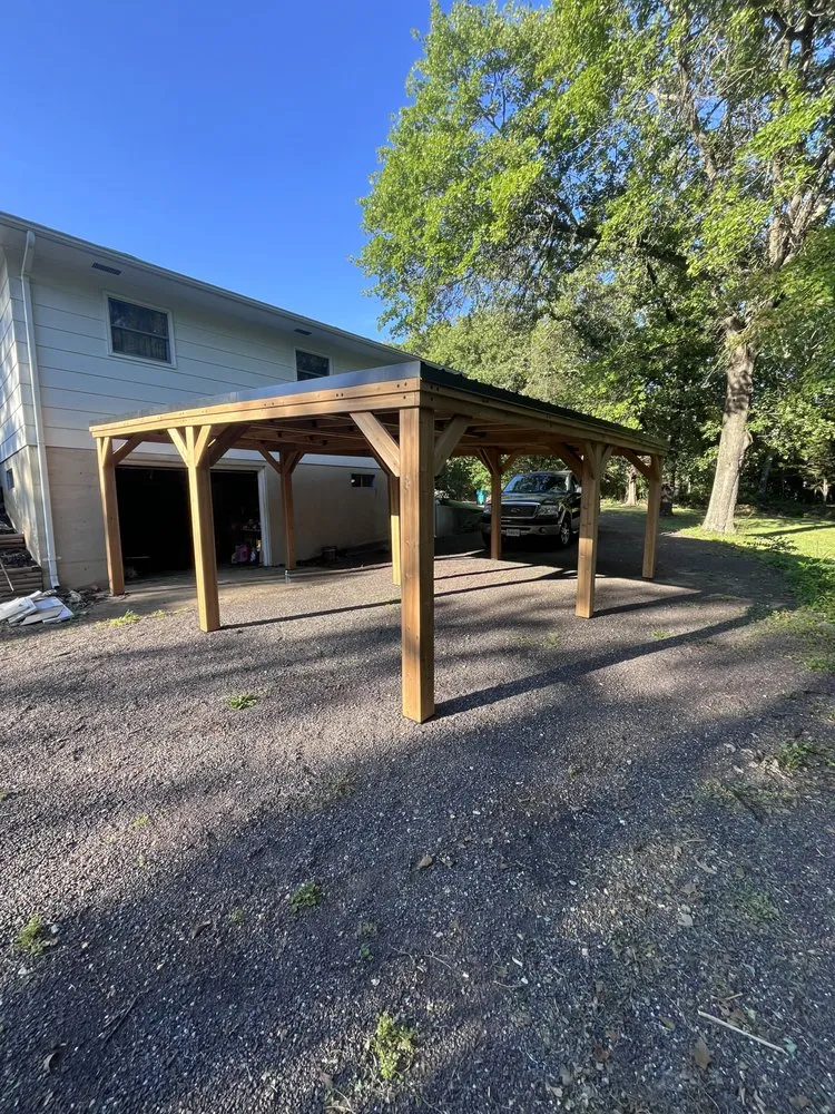 Custom landscape installation in Sullivan, MO - Watson & Co