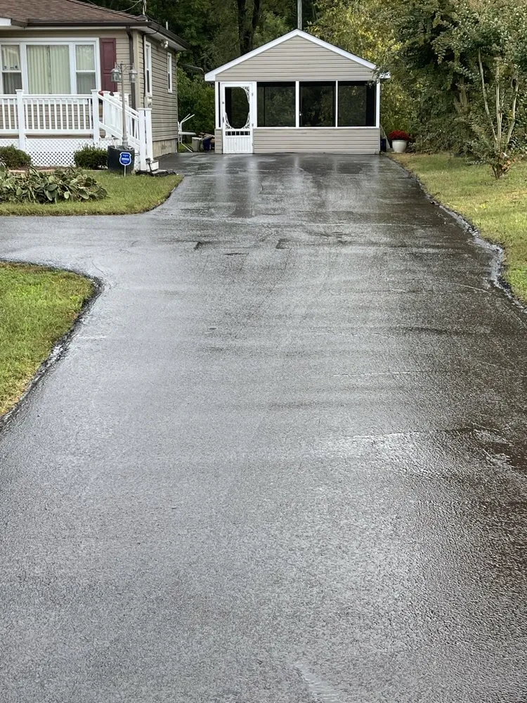 Custom yard cleanup service experts serving Townsend, DE - Watson Sealcoat