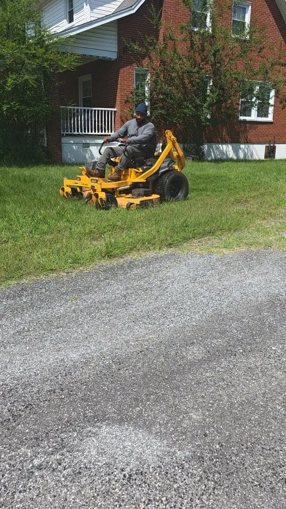 Expert outdoor landscaping experts serving Appomattox, VA - Watts Lawn Care & Mobile Detailing