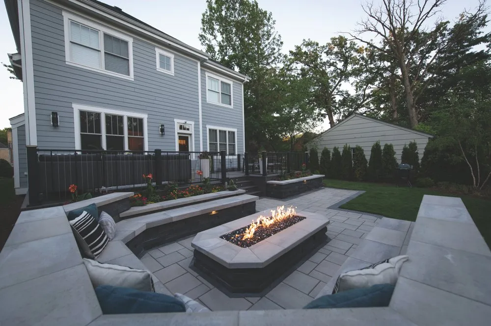 Reliable yard cleanup service in Mt. Prospect, IL by Wave Outdoors Landscape + Design