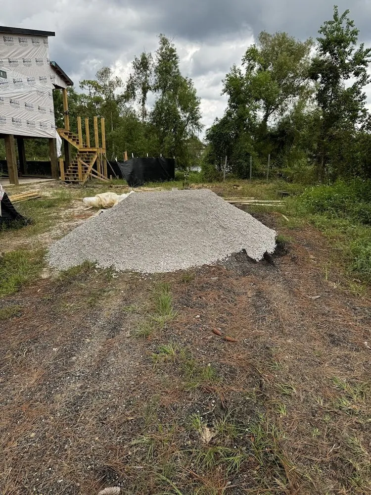 Top-rated yard cleanup service in Waveland, MS - Waveland Landscape Supply