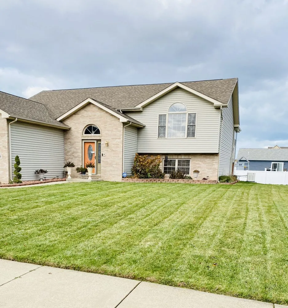 Local garden landscaping in Gary, IN by Wax Monkey