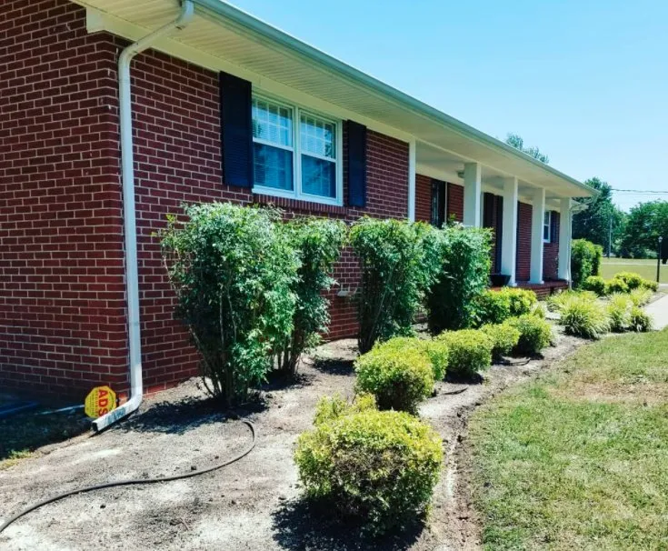 Top-rated garden landscaping experts serving Lascassas, TN - Wayman's Lawn Care Services