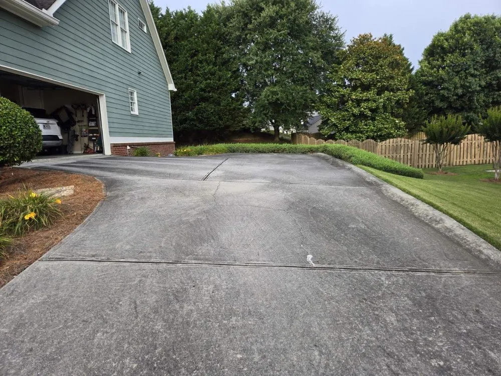 Top-rated outdoor landscaping for homes across Loganville, GA - Wayne's Way Pro Wash