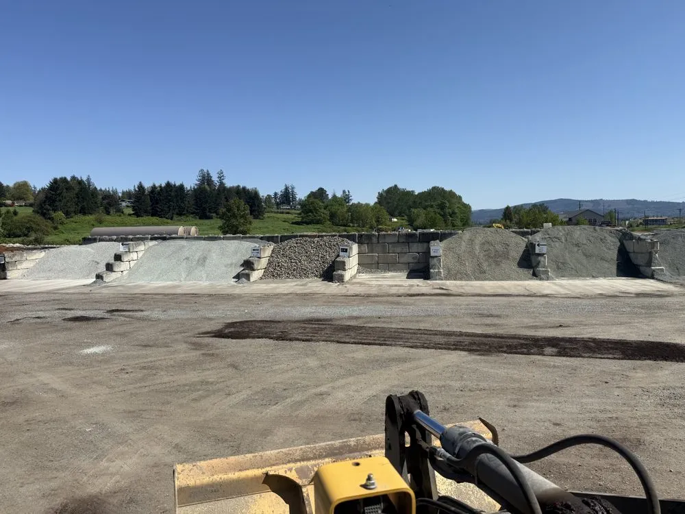 Expert lawn mowing service in Snohomish, WA by WCI The Stockyard