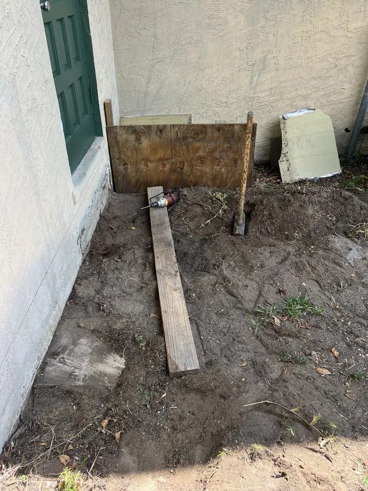 Professional lawn mowing service experts serving Daytona Beach, FL - WD Warren