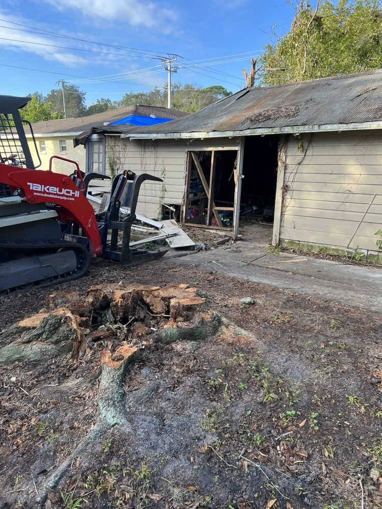 Trusted lawn care service in Daytona Beach, FL by WD Warren