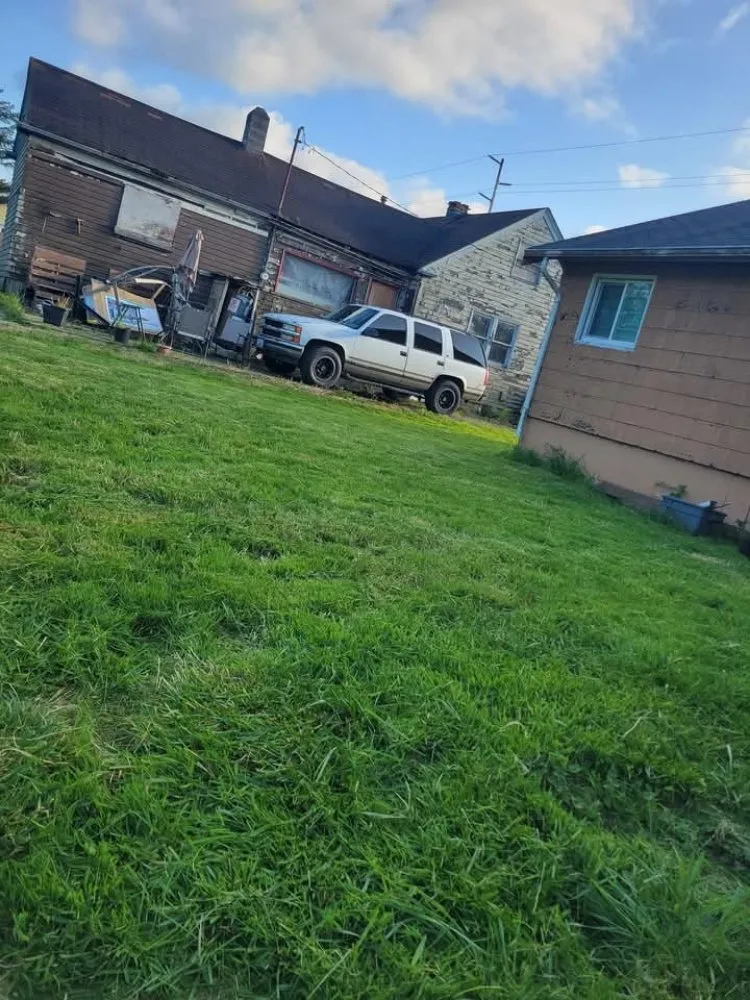 Affordable landscape design in Aberdeen, WA by WDH Mowing