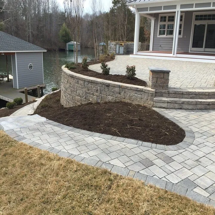 Top-rated lawn care service in Rocky Mount, VA by WDR Hardscapes & Land Designs