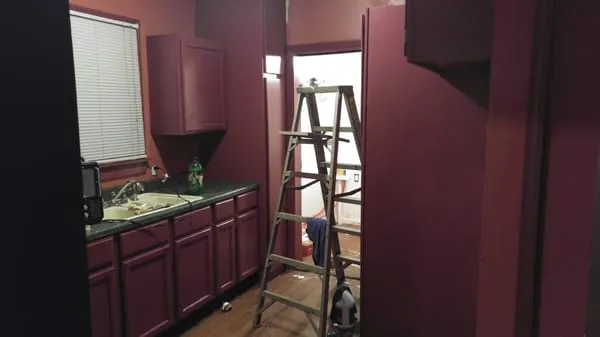 We Can Do It Removal and Cleaning Service Logo