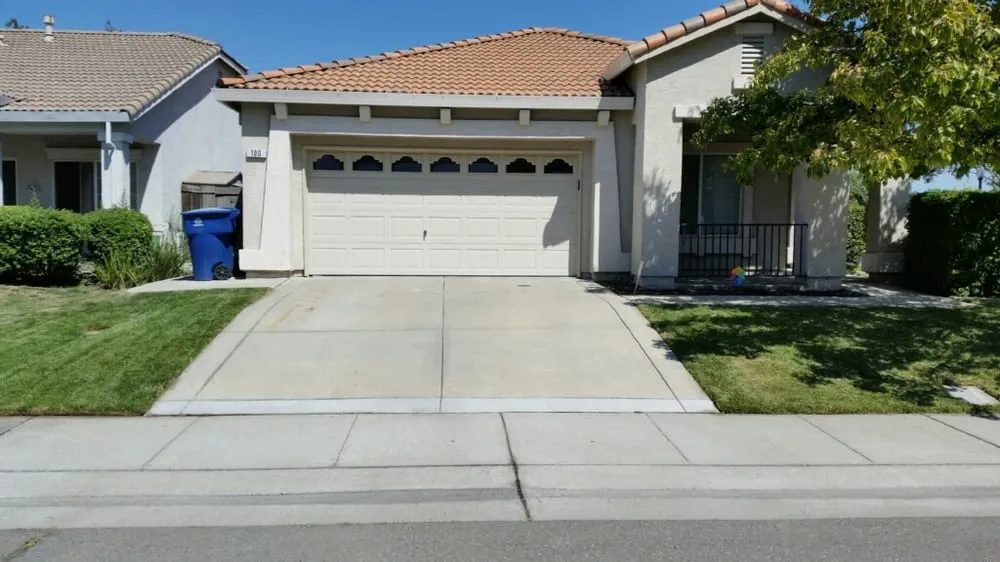 Reliable yard maintenance for beautiful yards across Sacramento, CA - We Care Lawn Care