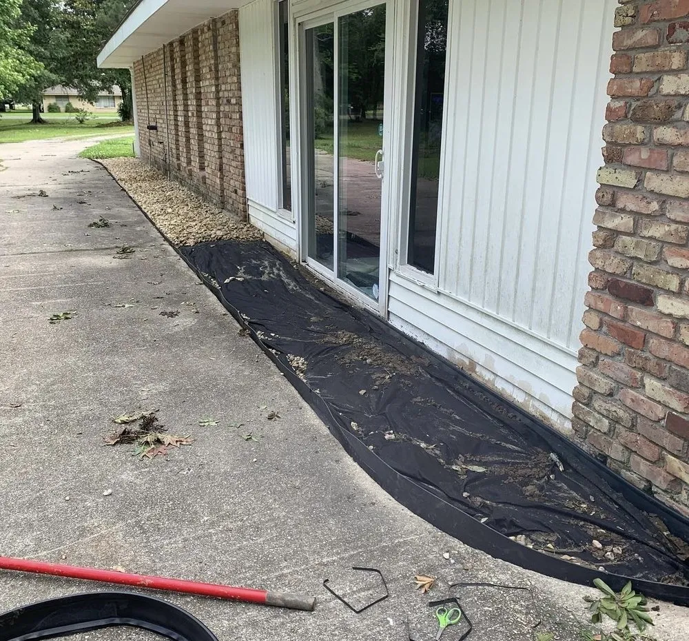 Affordable yard maintenance in Baton Rouge, LA - We Come 2 U Landscape Care