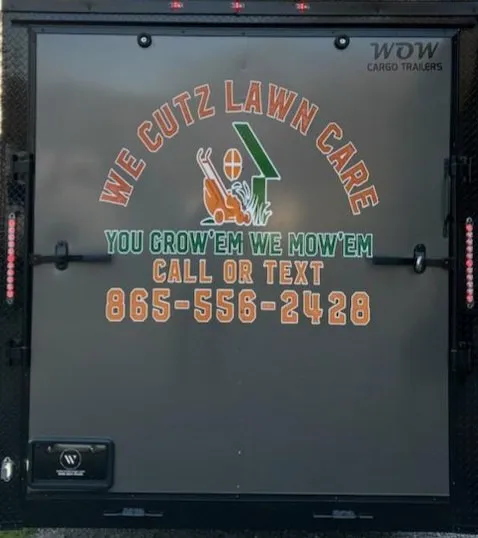 Affordable yard maintenance in Knoxville, TN - We Cutz Lawn Care