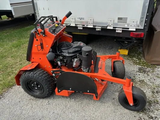 We Cutz Lawn Care Logo