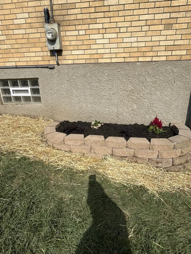 Professional yard cleanup service in Hamilton, OH - We Do Everything