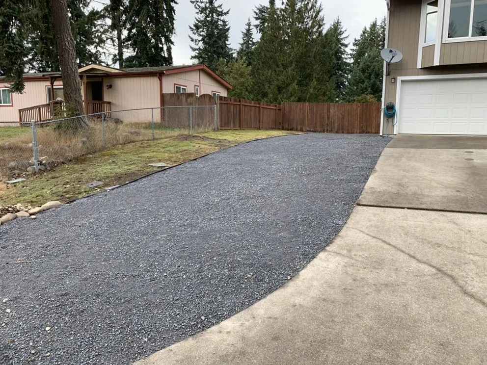 Trusted yard cleanup service near you in Puyallup, WA by We do it 4 less