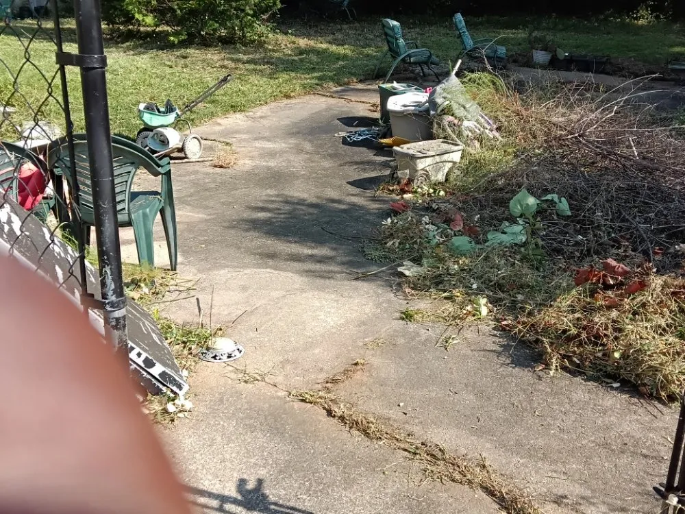 Top-rated yard cleanup service experts serving Decatur, GA - We Do It All Lawn Services