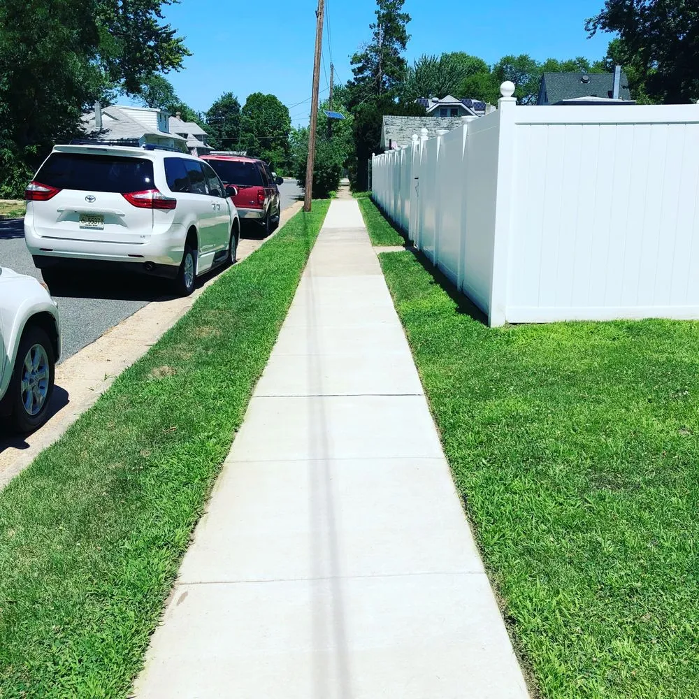 Local garden landscaping for homes in Turnersville, NJ by We Just Cut