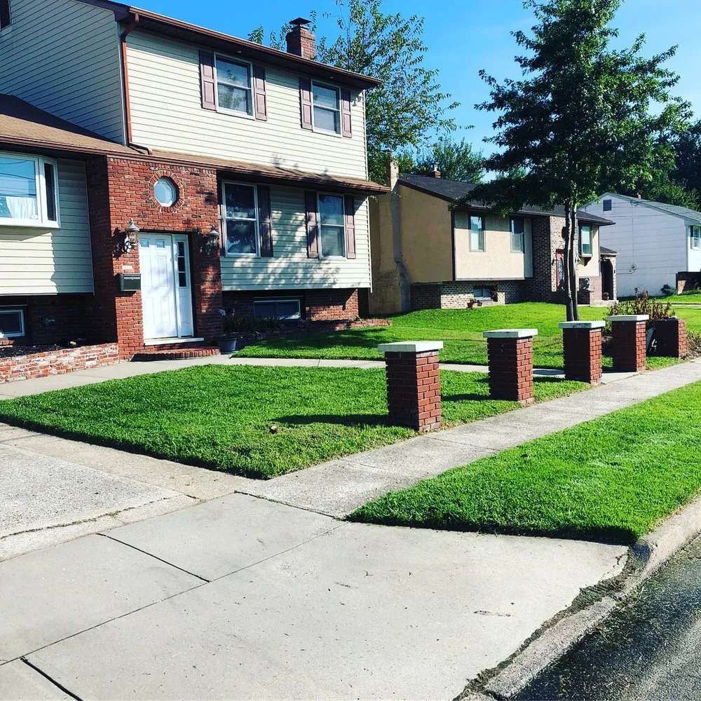 Professional lawn mowing service experts serving Turnersville, NJ - We Just Cut