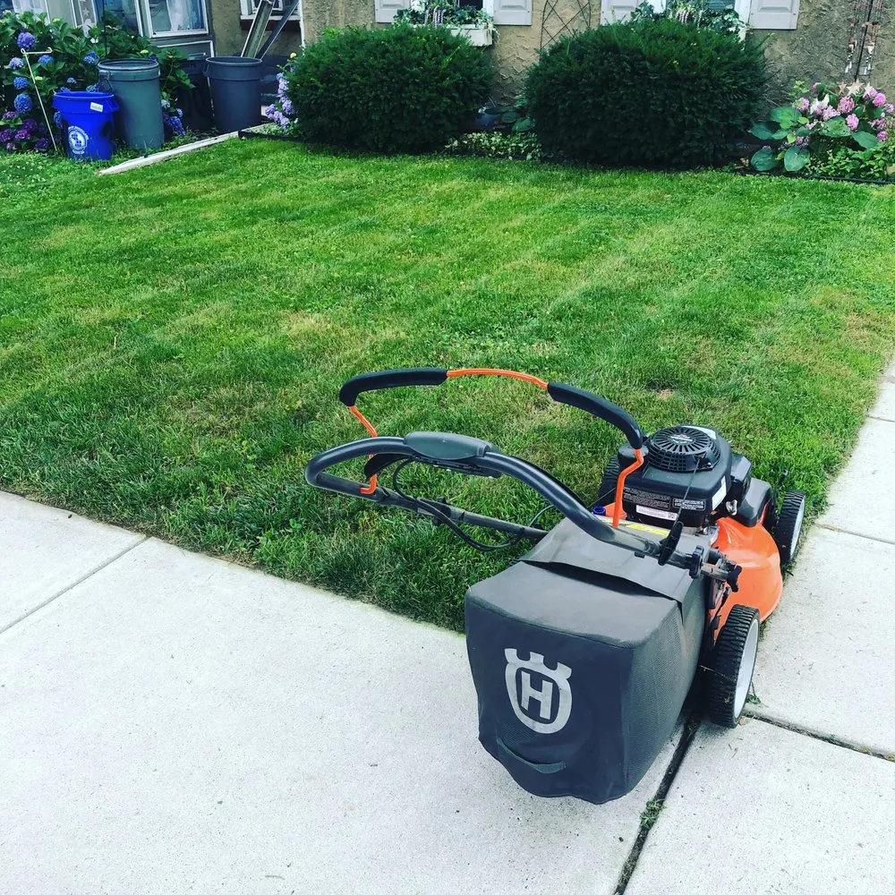 Affordable residential landscaping experts serving Turnersville, NJ - We Just Cut