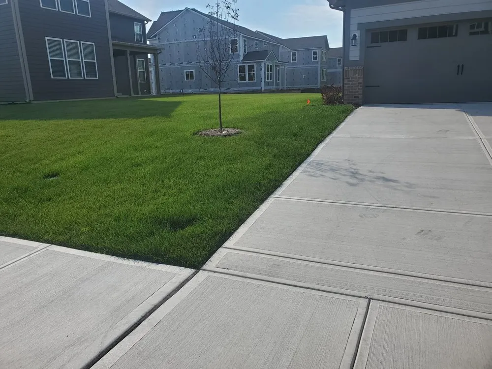 Reliable yard maintenance for outdoor upgrades in Indianapolis, IN by We Mow Indy