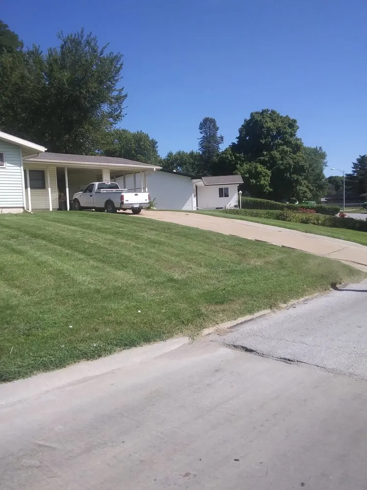 Reliable landscape installation for beautiful yards across Omaha, NE - We Mow Omaha