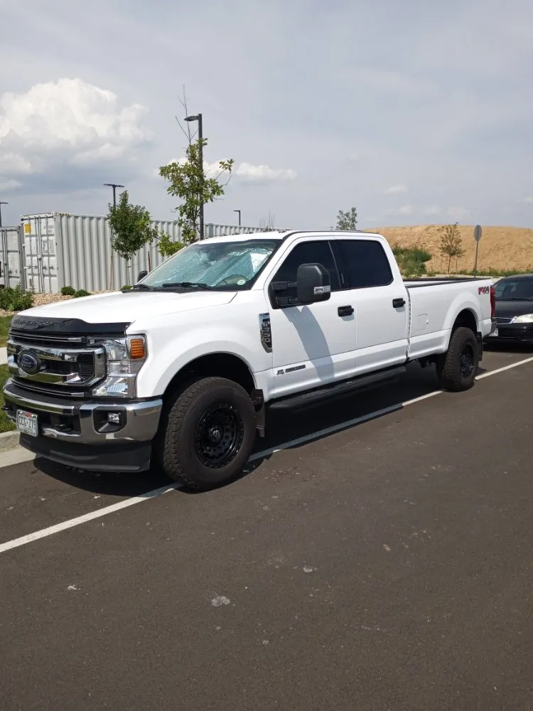 Affordable yard cleanup service in Loveland, CO - We R Trash