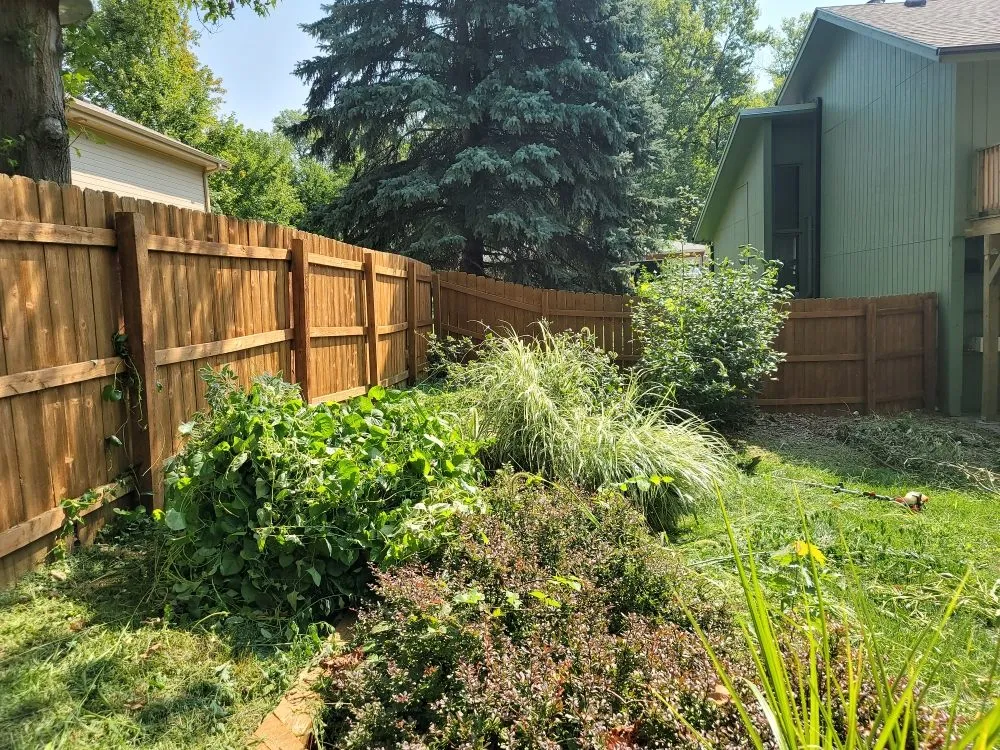 Local garden landscaping experts serving Omaha, NE - Weakley Lawns And More