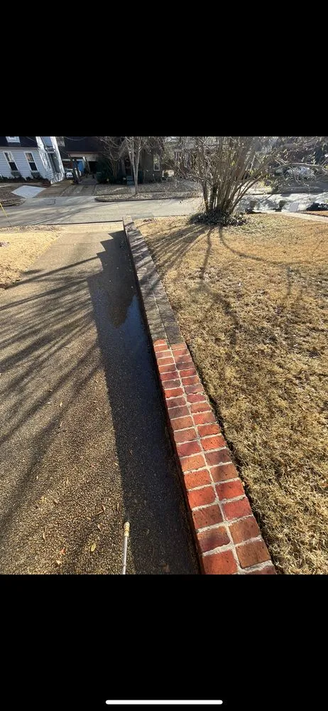 Top-rated lawn care service for beautiful yards in Tupelo, MS by Webb Solutions