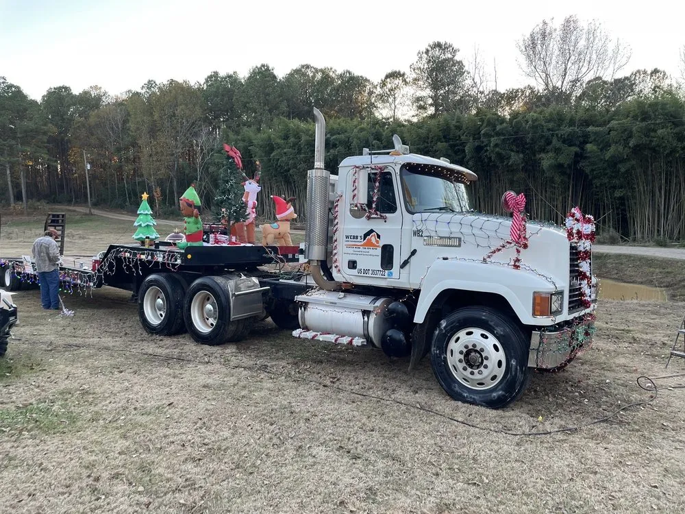 Expert yard cleanup service with custom design across LaGrange, GA - Webb’s Land Management