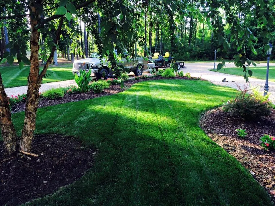 Custom landscaping services experts serving White Stone, VA - Webb's Lawn Service and Contracting