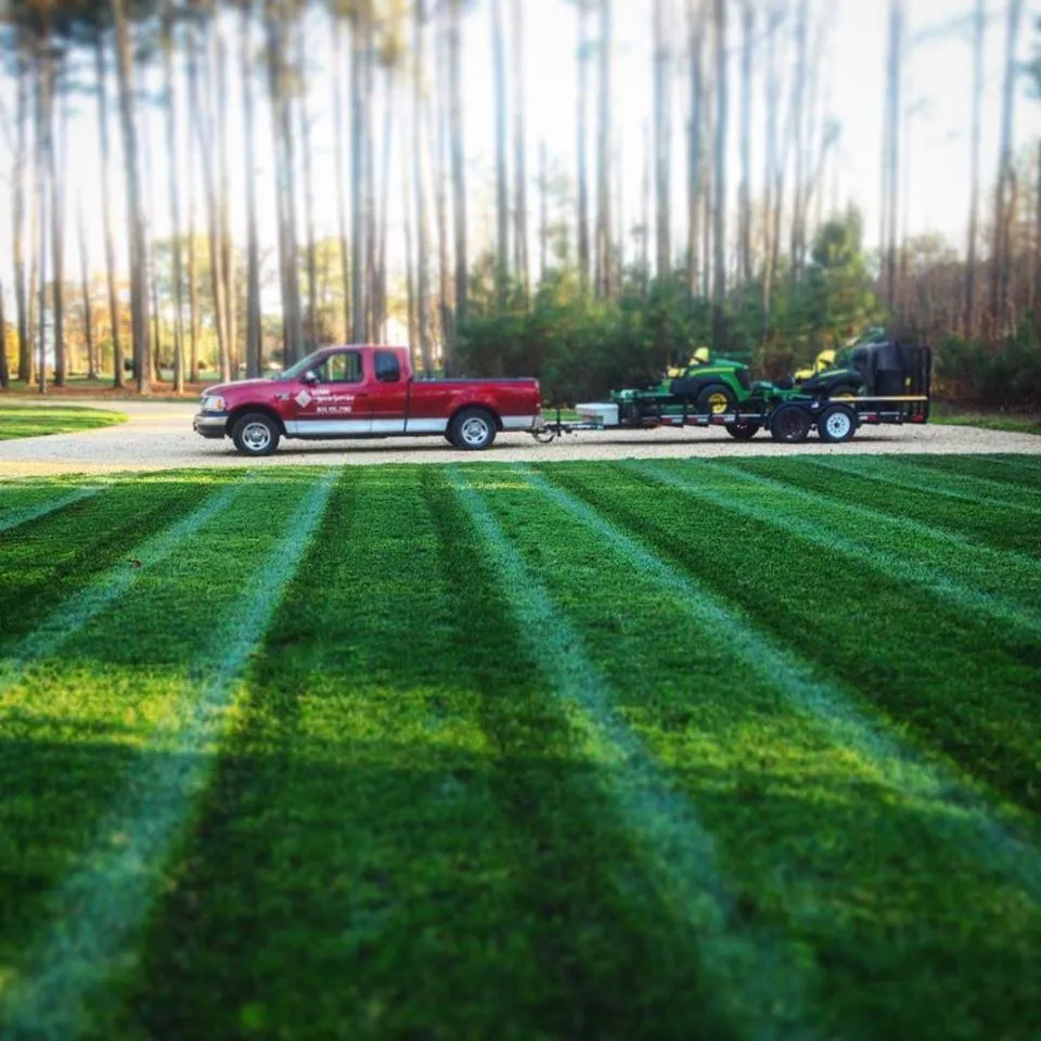 Expert garden landscaping experts serving White Stone, VA - Webb's Lawn Service and Contracting