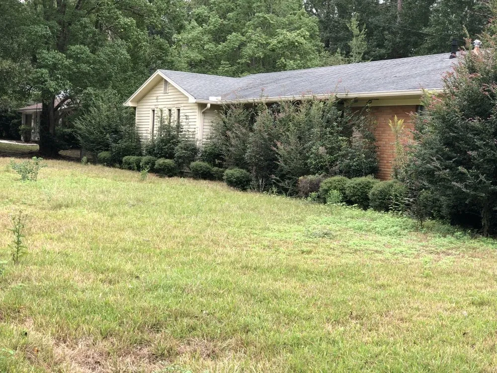 Professional yard maintenance experts serving Petal, MS - Weber’s Lawn Care