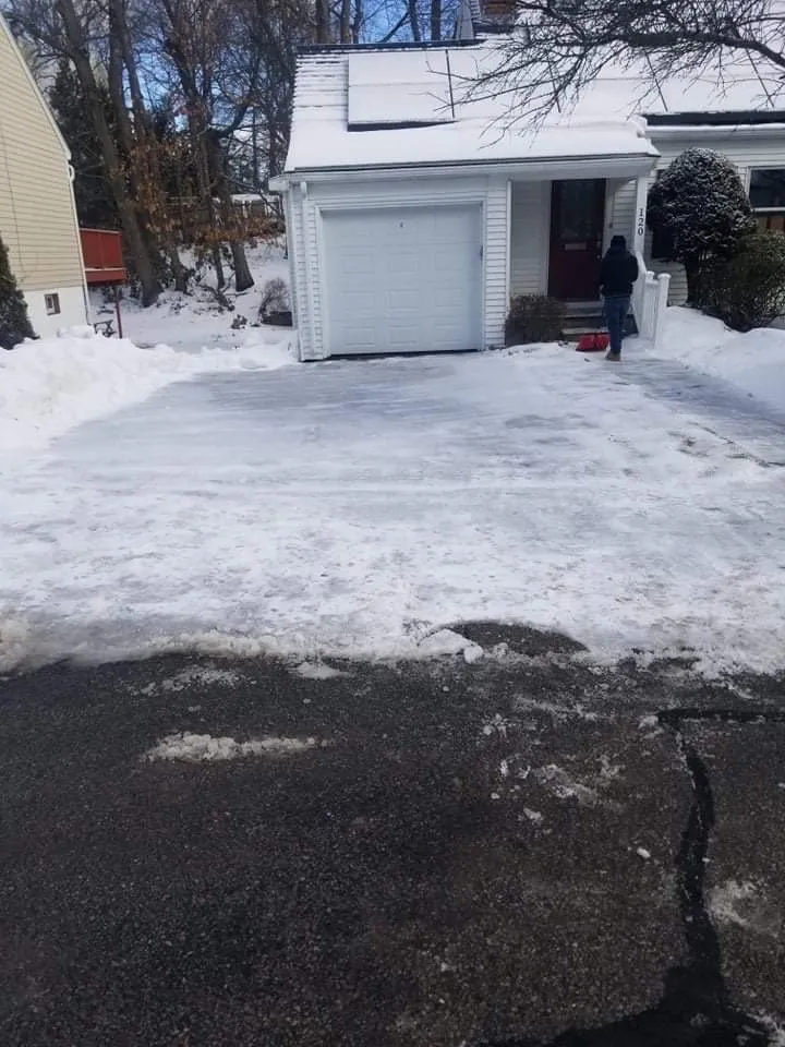 Custom landscape design experts serving Belmont, MA - Weberwelt