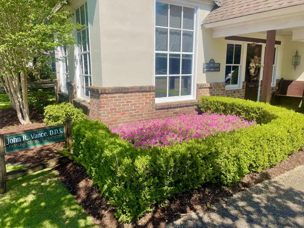 Expert outdoor landscaping experts serving Baton Rouge, LA - Webre Landscaping