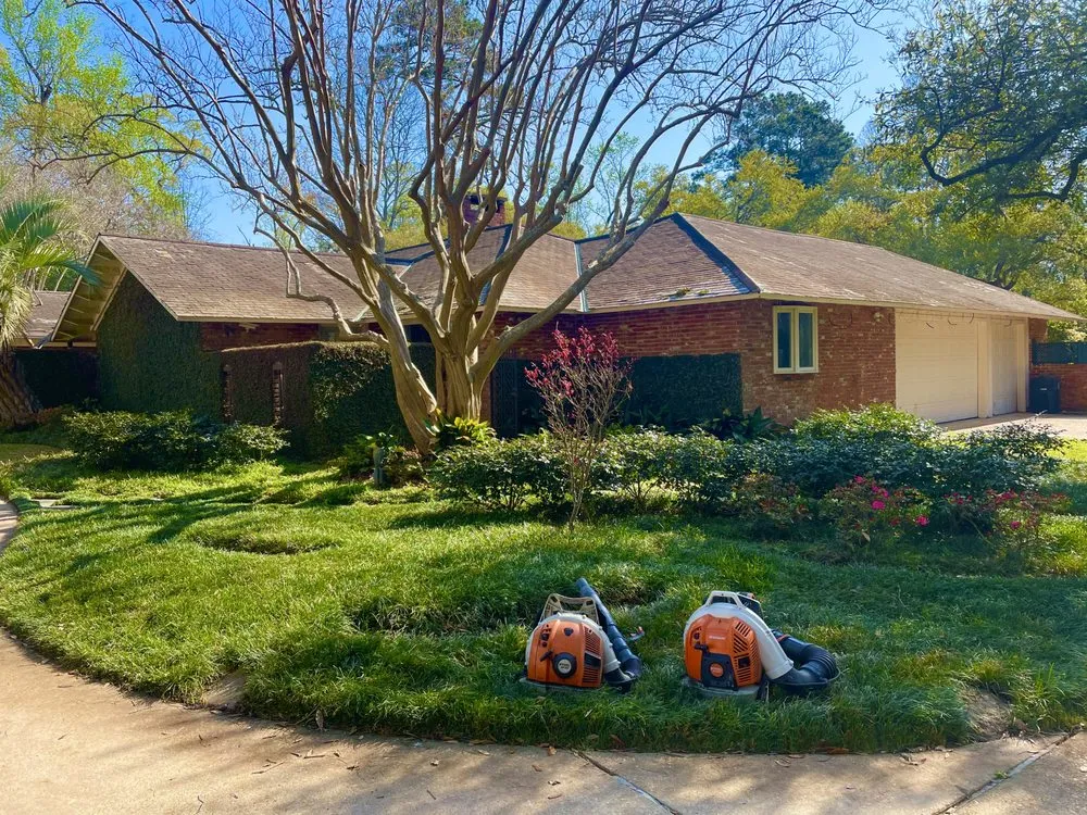 Reliable yard maintenance experts serving Baton Rouge, LA - Webre Landscaping