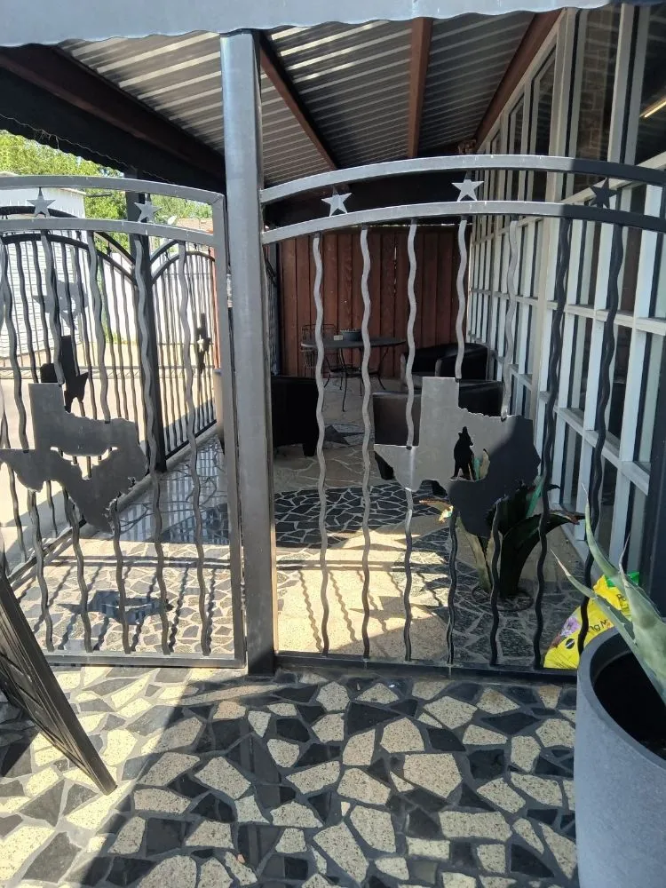 Affordable lawn mowing service experts serving Fort Worth, TX - Wedgeworth Services