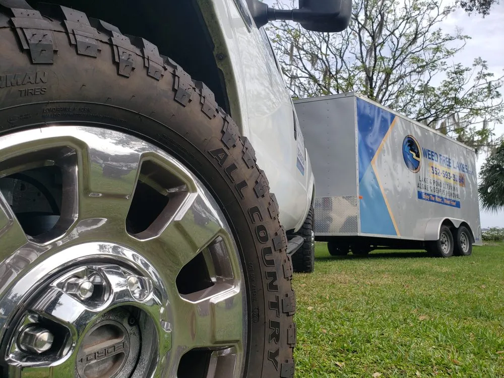 Local lawn mowing service experts serving Leesburg, FL - Weed Free Lakes