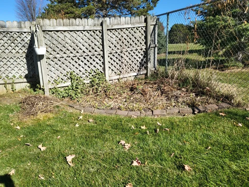 Custom lawn mowing service for beautiful yards in Normal, IL by Weed-It-Out