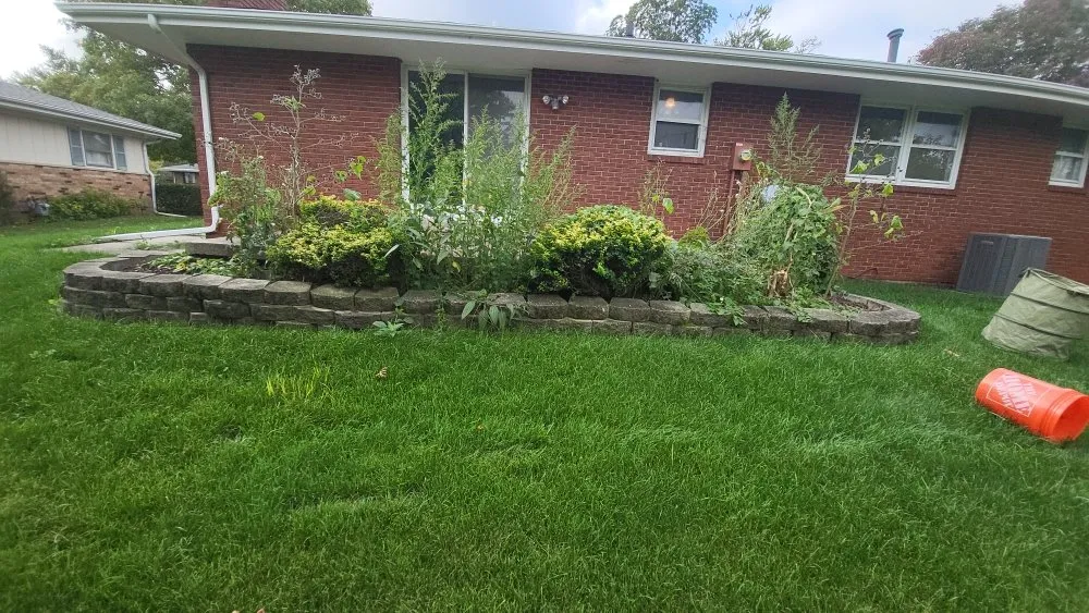 Top-rated lawn mowing service for residential properties across Normal, IL - Weed-It-Out