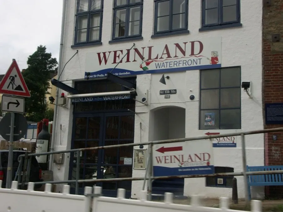 Affordable landscape installation experts serving Alsip, IL - Weed Man