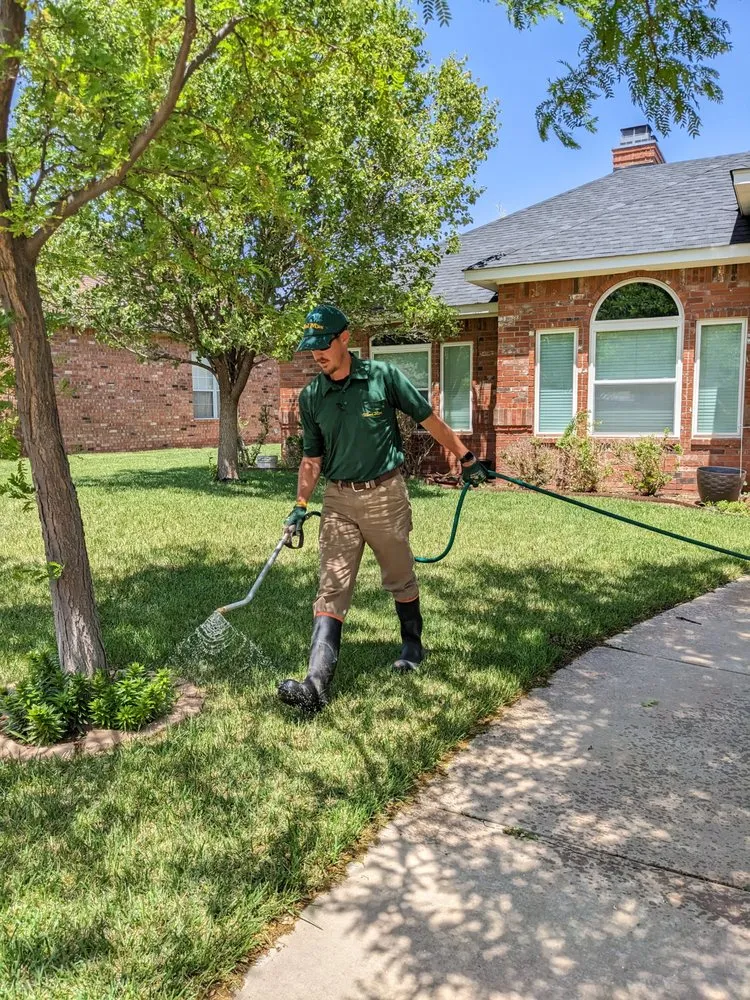 Trusted outdoor landscaping for beautiful yards across Amarillo, TX - Weed Man