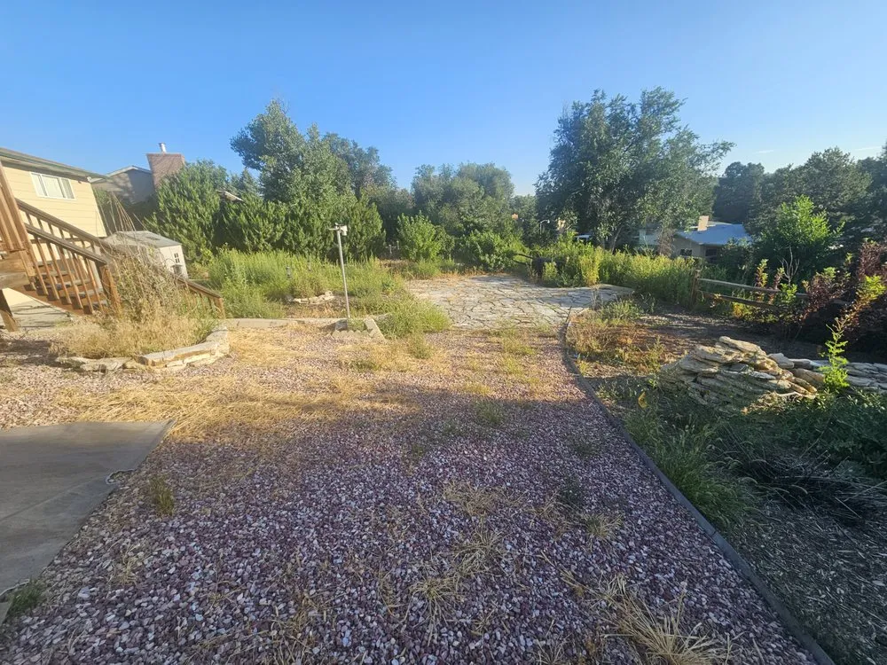 Local garden landscaping in Centennial, CO - Weed Man