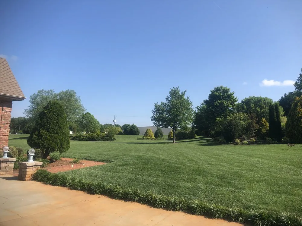 Reliable outdoor landscaping experts serving Denver, NC - Weed Man