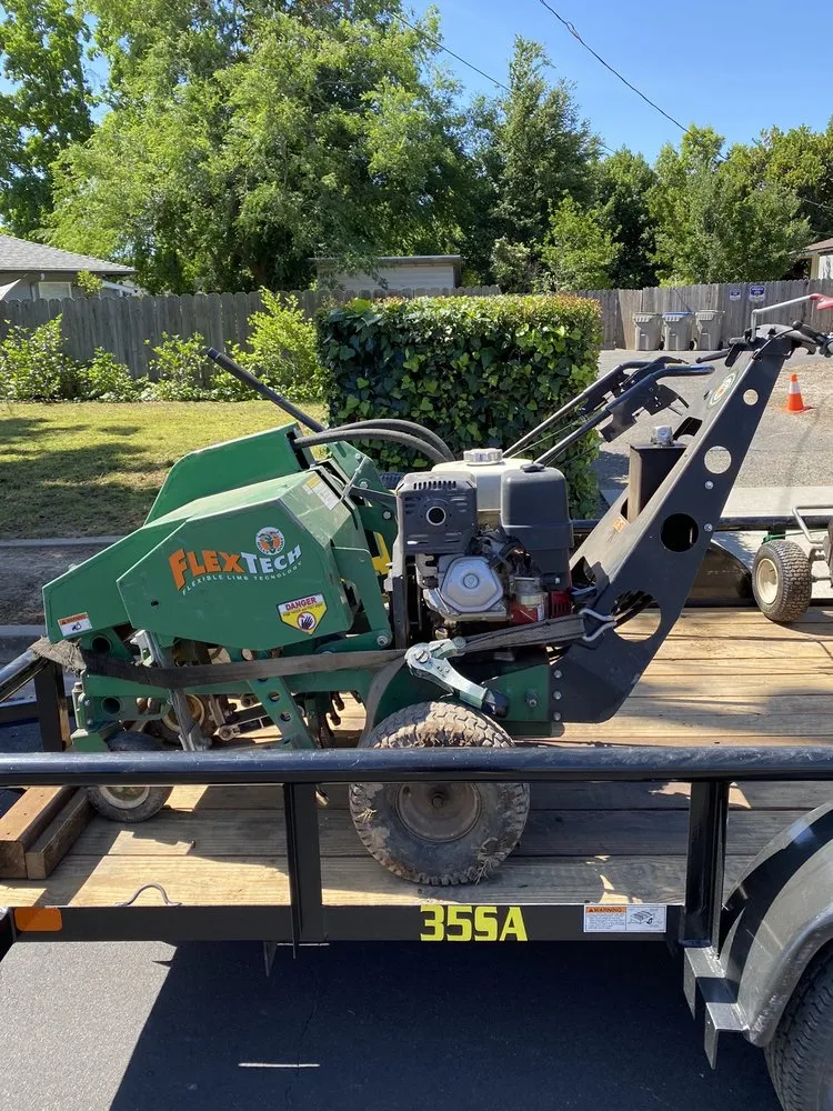 Local residential landscaping in Fresno, CA by Weed Man