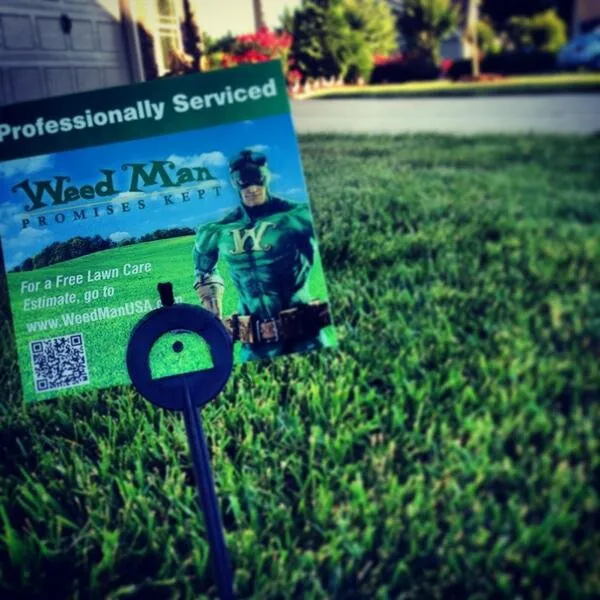 Local residential landscaping for beautiful yards in Hixson, TN by Weed Man