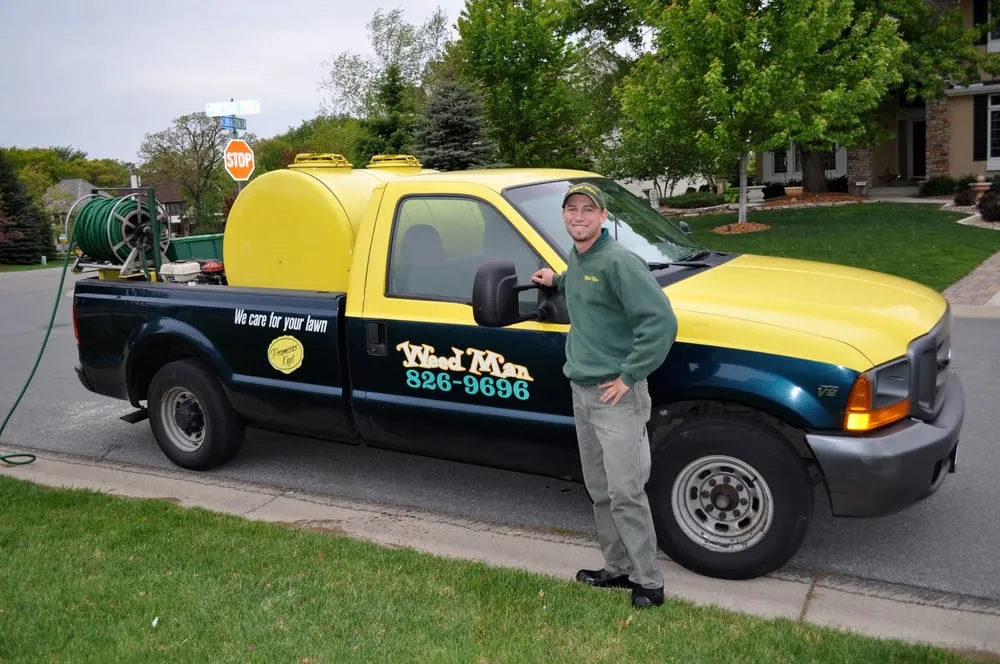 Expert lawn care service in Lexington, KY - Weed Man