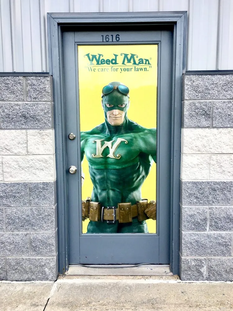 Reliable yard maintenance in Midland, MI - Weed Man