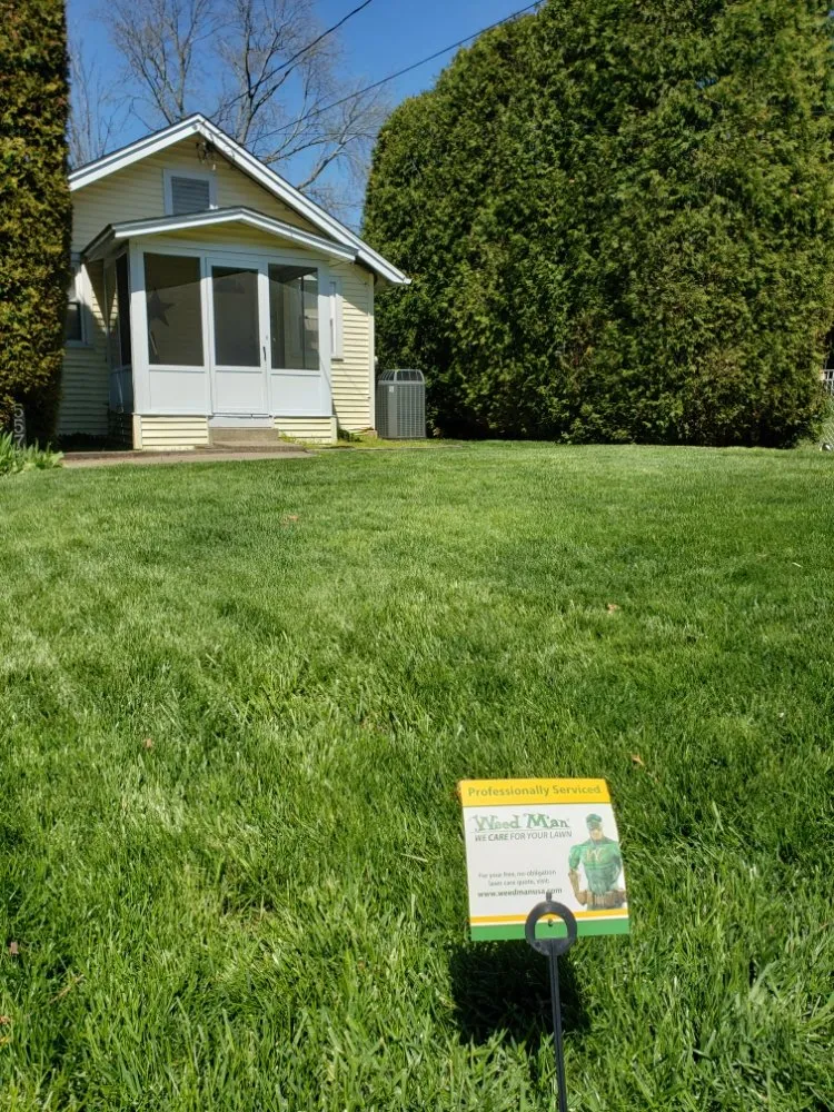 Reliable residential landscaping experts serving Newtown, PA - Weed Man